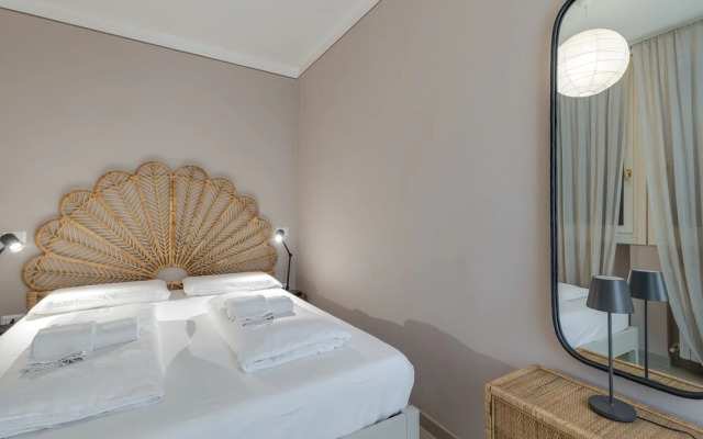 Porto Letizia Viola 5