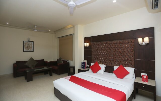 OYO 27928 Metropolis Guest House