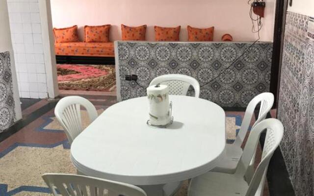 Chez Amel Guoumi