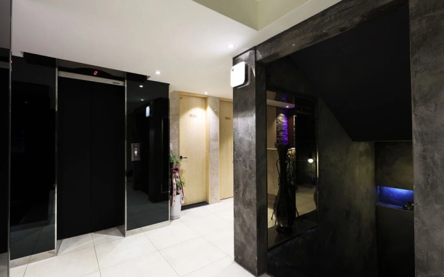 Celint Hotel