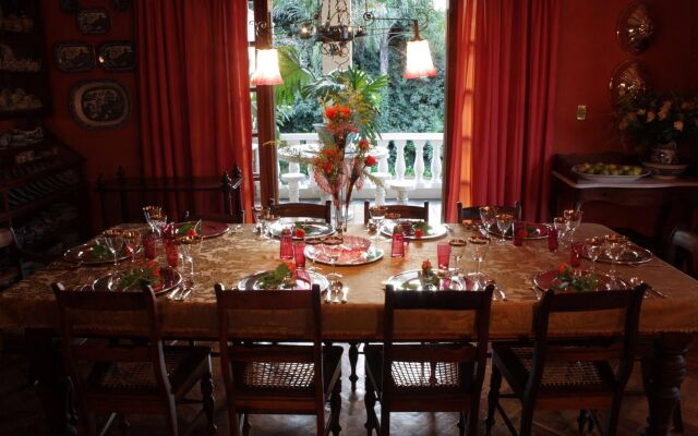 Northcliff Manor Guest House