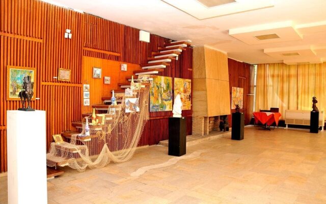 International House of Journalists Resort