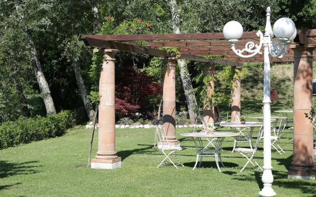 Valle Dell'Aquila Country House