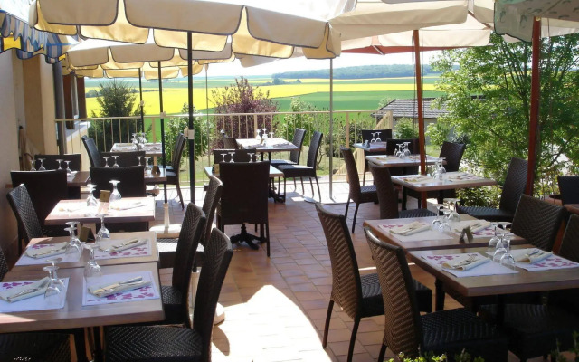 Hôtel Restaurant & Spa LE VAL MORET