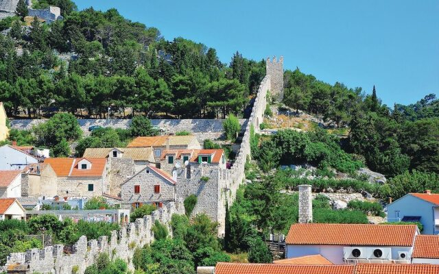 Stunning Apartment in Hvar With 1 Bedrooms and Wifi