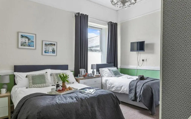 Wayfarer Guest House