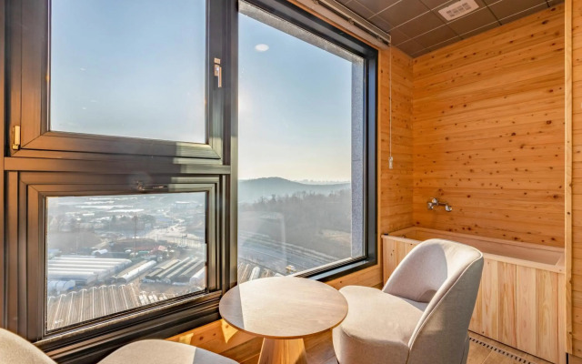 Urbanest Hotel