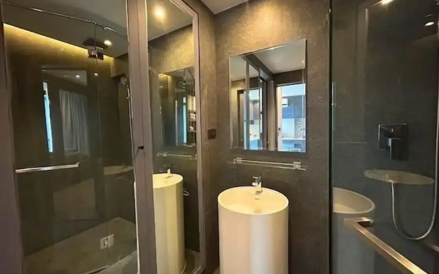 Celebrity treatment  Citygate Kamala c34