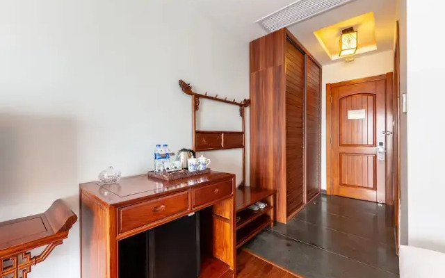 Hejing Zemeixuan Boutique Hotel