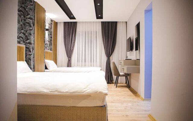 Arad Otel