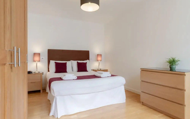 Roomspace Apartments -Groveland Court