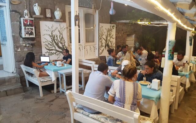 Assos Dr No Pansiyon