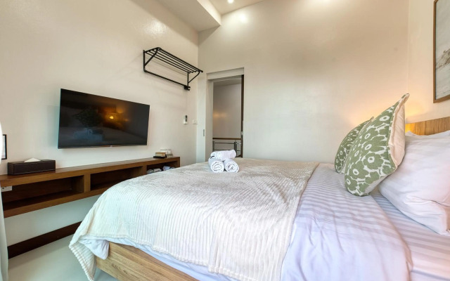 Surisa Seaview Pool Villas