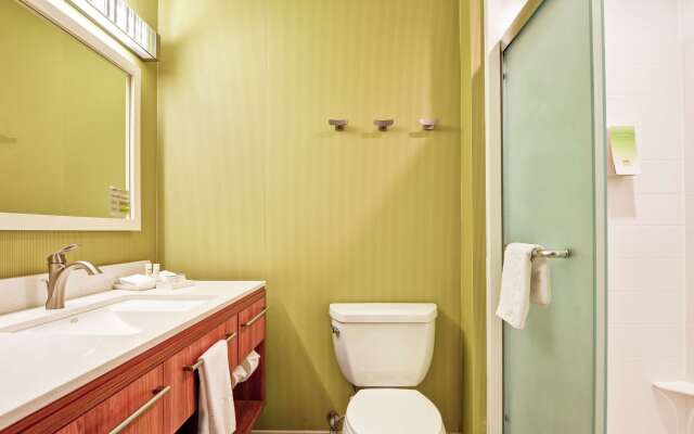 Home2 Suites by Hilton Charlotte Airport