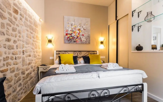Authentic Stay in the Heart of Zadars Old Town