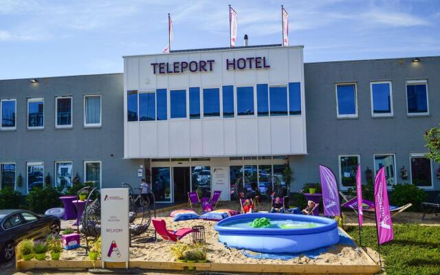 Amsterdam Teleport Hotel