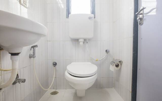 FabHotel National Residency Chembur