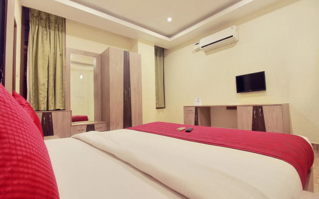 OYO 10222 Hotel Anbu Park