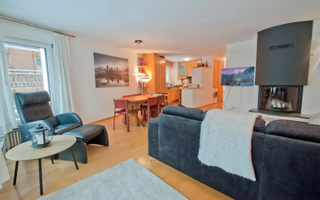 Apartment Lora