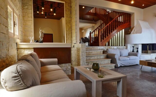 Villa Litsa Large Private Pool Walk to Beach Sea Views A C Wifi