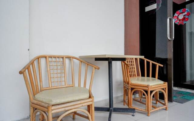 RedDoorz @ Hotel Bumi Palupy