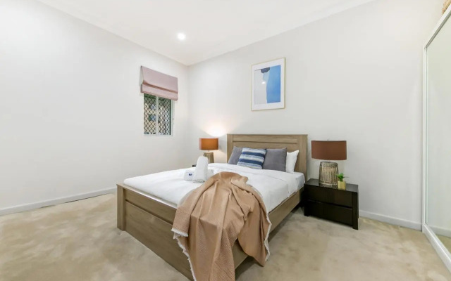 Kozyguru Leichhardt Cozy Holiday 3 Bed Home + Free Parking-Nle367