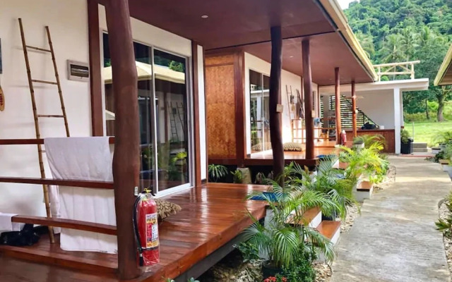 Bella Athena Garden