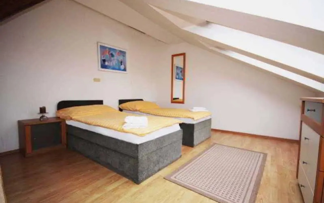 Jungmann Residence