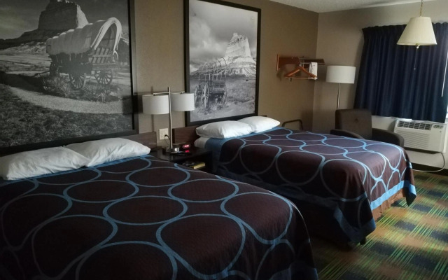 Super 8 by Wyndham Keokuk