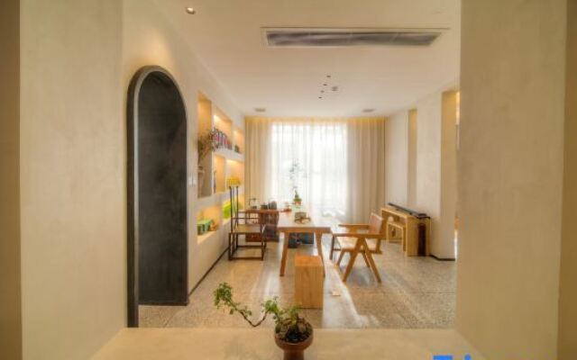 Wugong Mountain falls in love with Huaxi