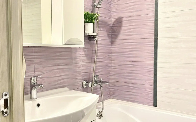 Апартаменты на проспекте Победы 7