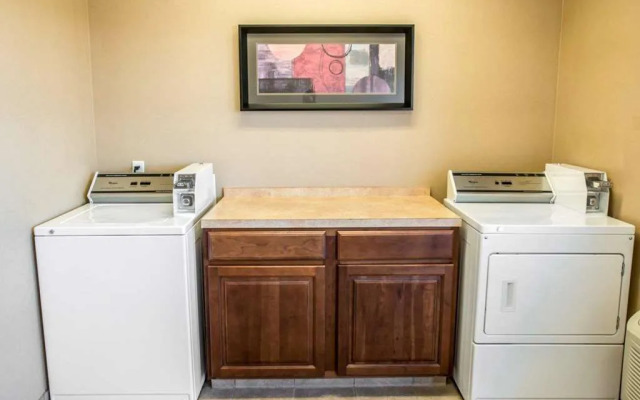 Sleep Inn & Suites Hays Area