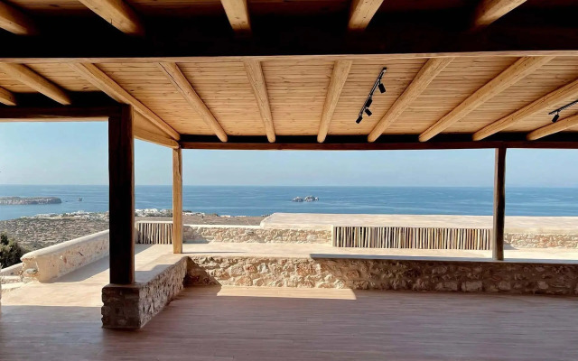 Mythic Paros