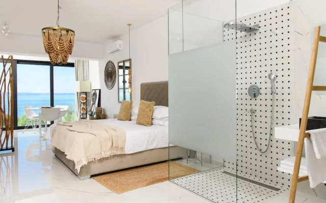 Gallery Luxury Suites & Rooms - Adults Only