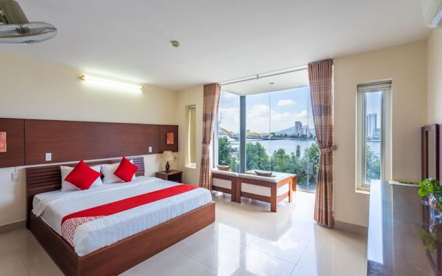 OYO 416 Giao Thông Hotel
