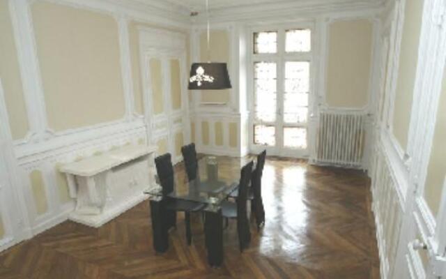 Château Des Remparts