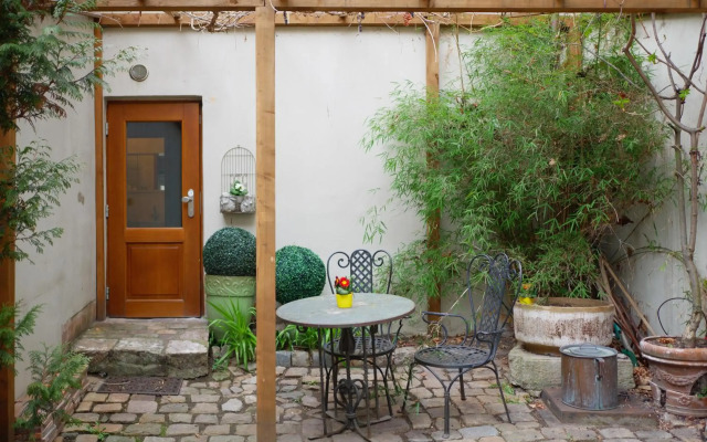 Romantic nest under Prague Castle