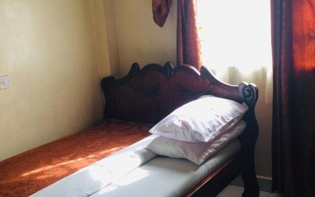 Sir James Hotel