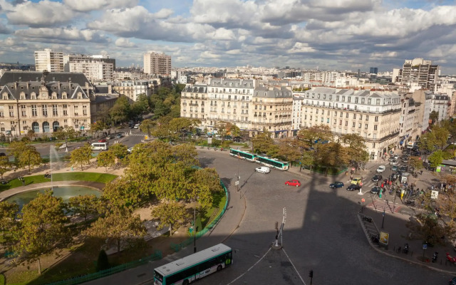 Hôtel de la Place des Alpes