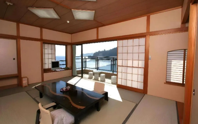 Tsukino Sumika Atami Juraku Hotel