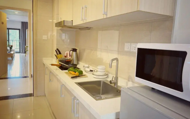 Phoenix Apartment by LINK
