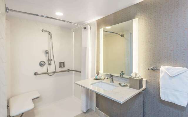 Wyndham Visalia