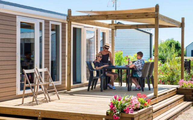 Domaine Les Mûriers (VED112)