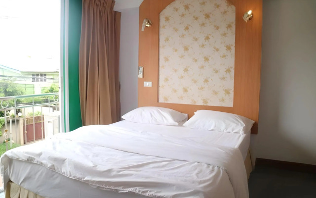 Diamond Sweet Hotel