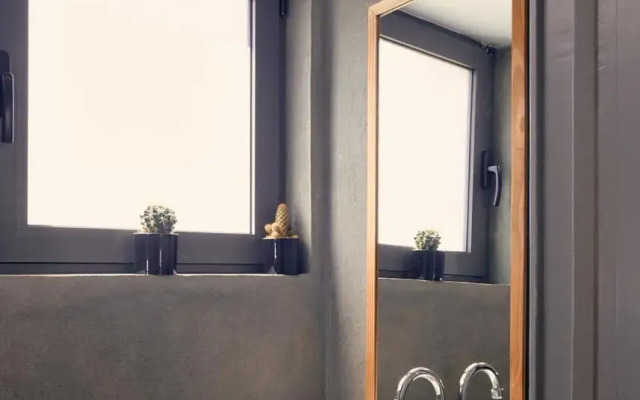 Two level apartment with panoramic view