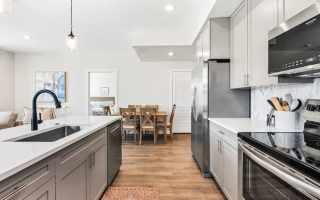 Paradise Cove 2 Bedroom Condo