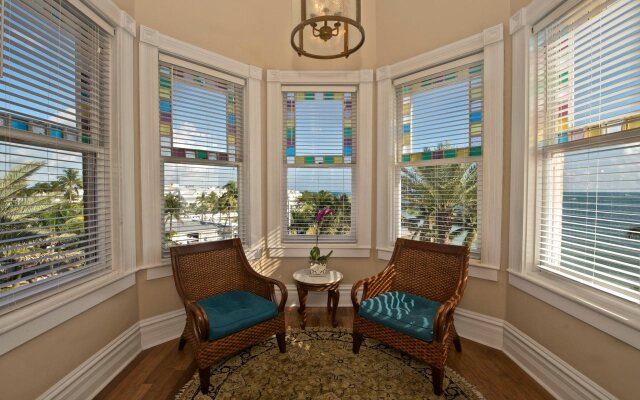 Southernmost House Hotel