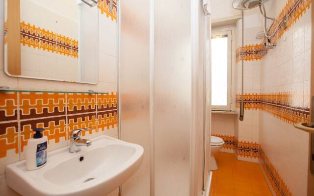 Rental In Rome Devoti Apartment