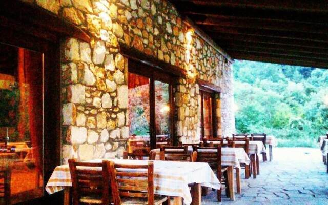 Hotel pool bar Tsigoura