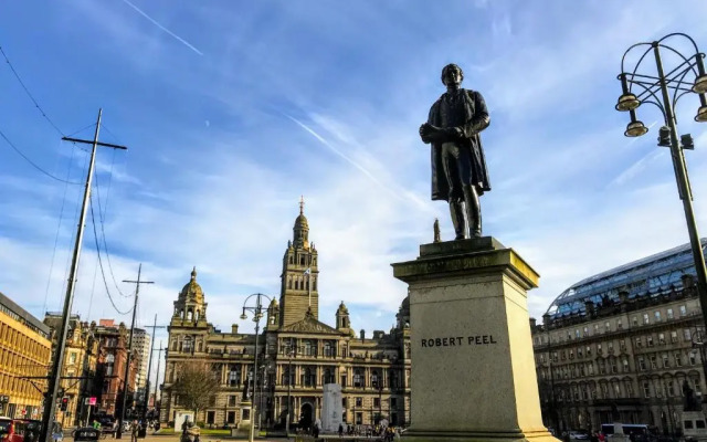 St Enoch Apartment